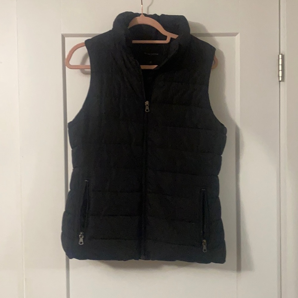Banana Republic Fleece Lined Puffer Vest